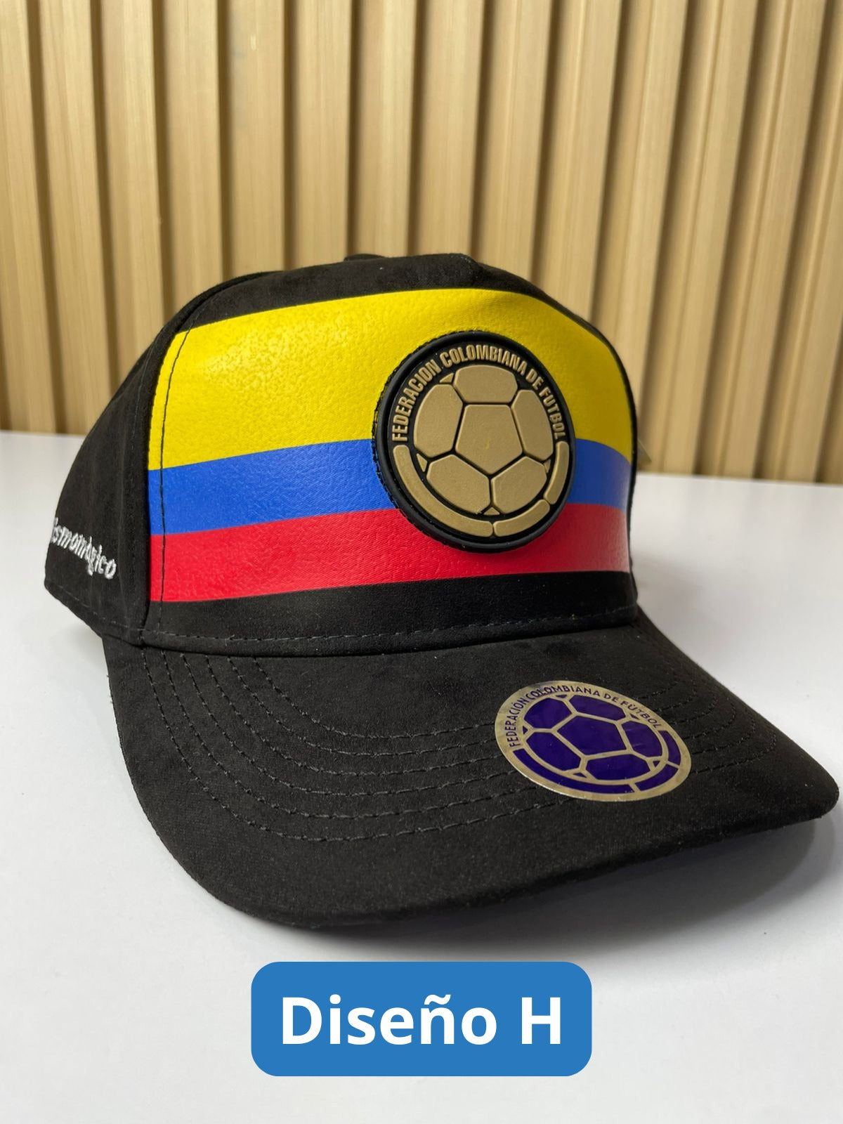 Gorra Tricolor LuviCol 2026