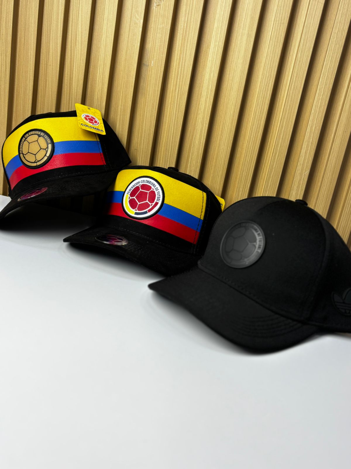 Gorra Tricolor LuviCol 2026