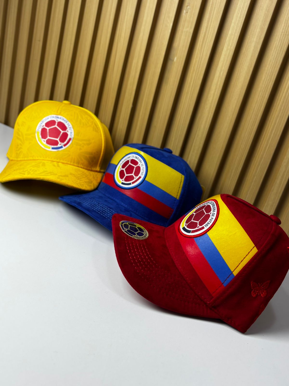 Gorra Tricolor LuviCol 2026