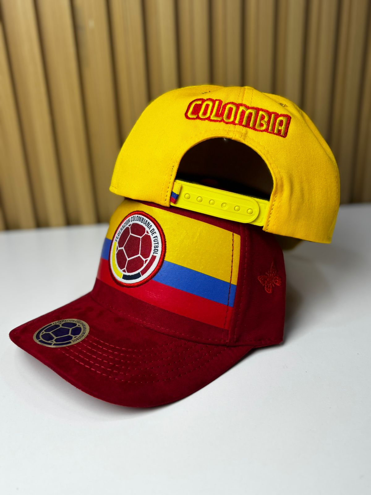 Gorra Tricolor LuviCol 2026